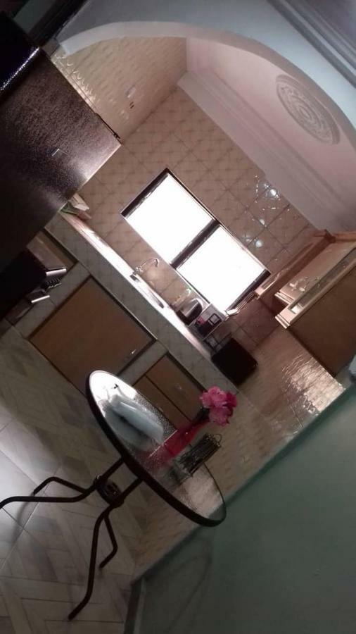 Gya-Son Royal Guest House クマシ エクステリア 写真